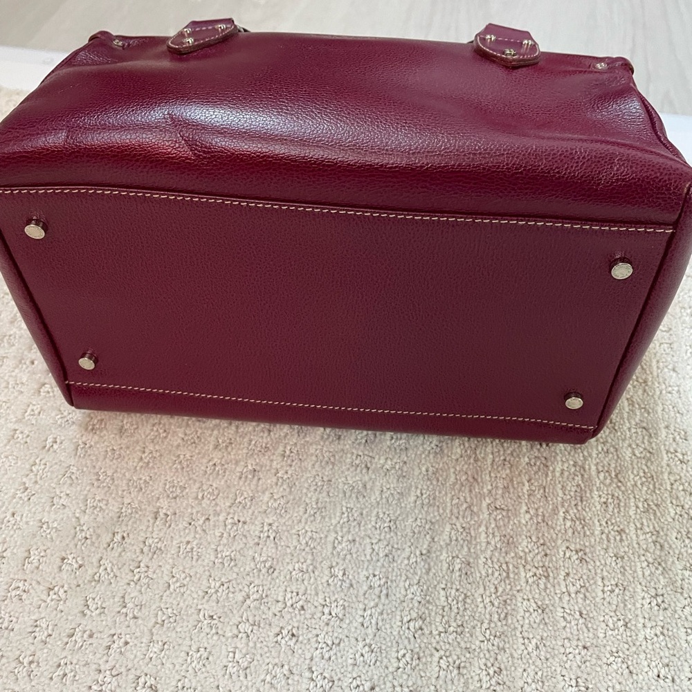 Kate Spade New York Pebble Leather Satchel in Burgundy/red. Vintage vibe - Picture 3 of 15
